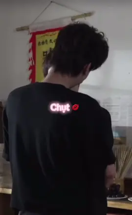 Ta bắt gặp 2 đứa bây hun nhao công khai giữa thanh thiên bạch nhựt này rôi nhá🔥 Tình iu chíp bông meo meo nó dị hả😆 #revengedlove 👾 #revengedlove #dienhuninh #tudu #hottrend #xuhuong