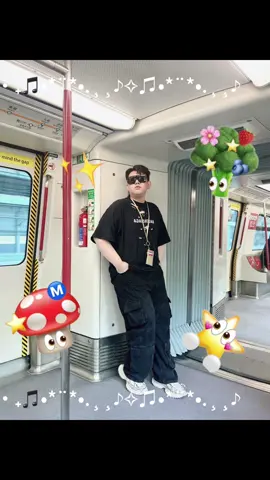 Servin’ depression but make it kawaii 🖤🌸 #OOTD #hongkong #streetwear #balenciaga 