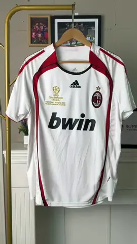 Ac Milan 2006/2006 away shirt#football #acmilan #maldini #kaka