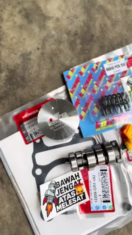 Paket boreup 59 nya kakak… 😆 buat Vario/pcx basic 150cc cuma 1,9jtan aja udah sama jasa bongkar pasang dan porting polish 🤩🤪 #eragarage #fyp #vario #boreup #danapelajar🤙 