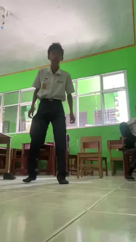 terakhir bonus 🤣🤣 #kelas #jetjet #trend #fyp 