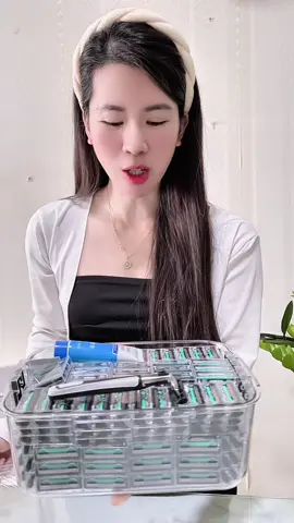 Nguyên hộp lưỡi dao cạo râu kép kèm bàn cạo và kem chỉ 34k