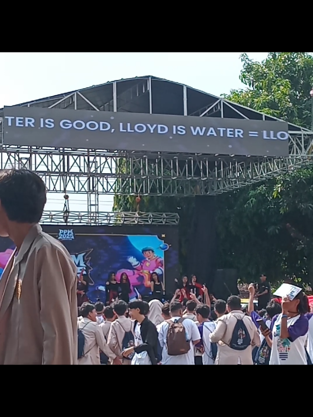 last day ospek, and have chance for put this on running text🗿👍 PPM Amikom 2025  #thegreatestestatedeveloper #tged #lloydfrontera #college #collegecore 