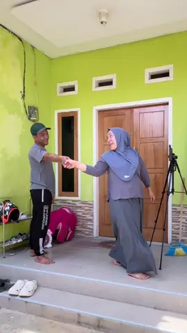 Terciduk pak tukang 🤣🤣🤣 #fyp 