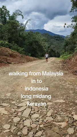 perbatasan Malaysia and Indonesia #long Midang#kerayan