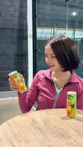 Abis olahraga tuh paling enak minum yang seger-seger, dan Sunpride Pineapple Mango selalu jadi andalan aku! 🥭🍍  Rasanya fresh banget karena 100% jus buah asli, tanpa gula tambahan dan tanpa pengawet, jadi manisnya alami dari buah✨ Cobain deh, langsung aja ke indomaret terdekat!🫶🏻 @Sunpride Official Store  #Sunpride #JusBuahAsli #SunprideSeratusPersenJusBuahAsli