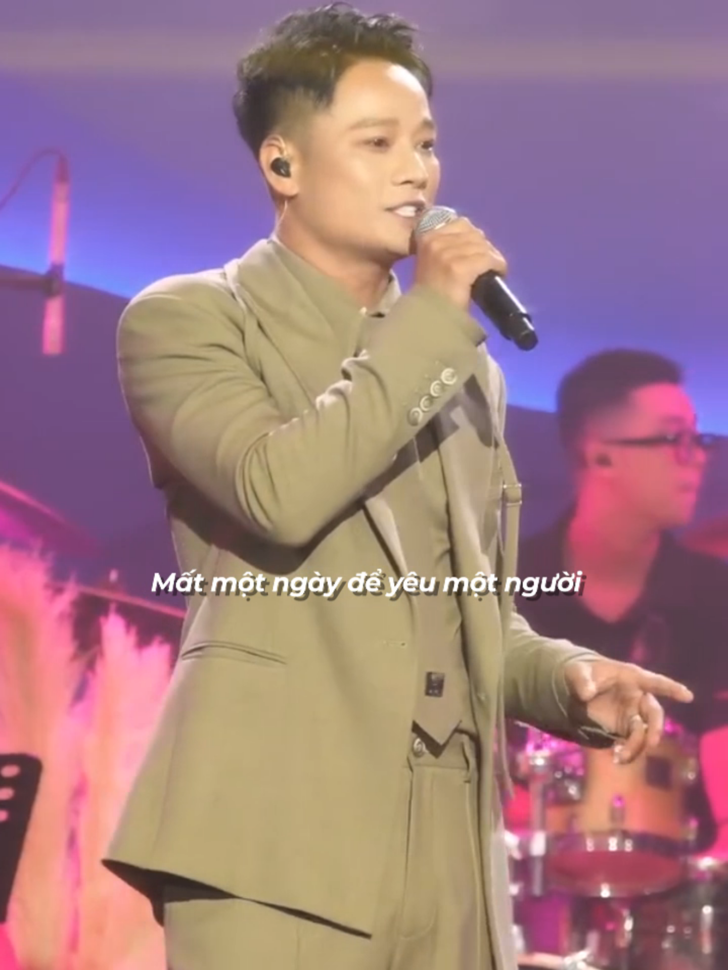 Mất một ngày để yêu một người.. #Nhachaymoingay #Nhaccover #fanent #anhquanidol #elakhongthe