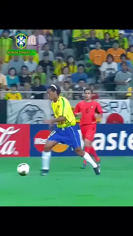 RONALDINHO DANDO SHOW CONTRA A BÉLGICA 💫