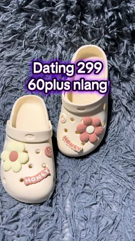 Ang mura ngayon ng slippers nato at ang daming kulay na pagpipilian #slippers #slippersforwomen #womenslippers #aestheticslippers #fyp 