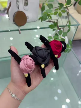 Kẹp tóc 🌹🌹🌹 #xhtiktok #thutrangphukienxinh #keptoc #phukientochanquoc #keptocdepchonu 