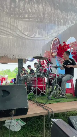 Get lucky Band Ja Nu #getlucky #hoatau #band #treading #bookshow 