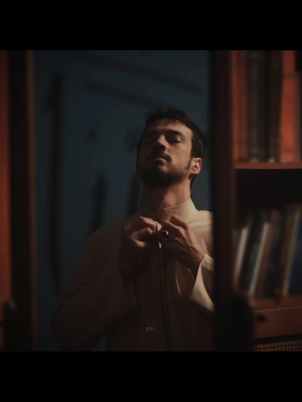 1. sezon cüneydi>>>  _ _ _ _ _ _ _ #cünzey #mertyazıcıoğlu #kızılgoncalar #turkishseries #videoediting 