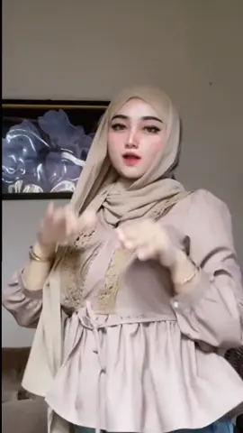 “Mengunjungi profil anda” Kangen penjahat kah sayang?🤪