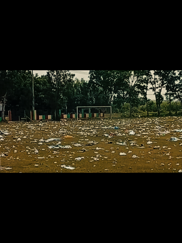 kondisi lapangan Desa Ketawang setelah ada Brengos & Smanesa Bersholawatan dalam rangka Diesnatalis SMA 1 Negeri Purwoasri.  #gusiqdam #fypシ゚  #bersholawat #kediriviral #viralinkediri 