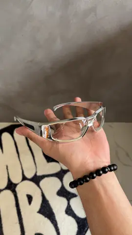 Y2k retro sunglasses! #sunglasses #retro #y2ksunglasses #fashion 