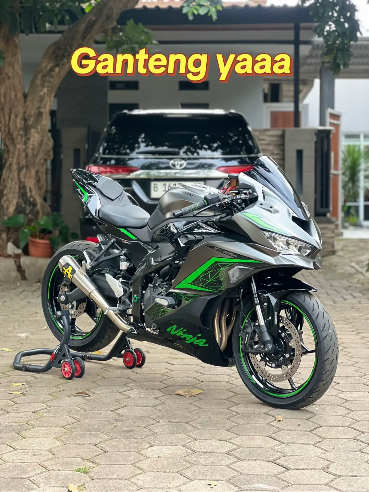 Zx25r abs 2023 - stnk faktur bpkb - manual book - kunci 2 - pajak on - odo 1600 Part modif - knalpot arrow + header project one = 14 juta - master rem rcs 19 cc =5 juta - stering dumper nobranz = 1,8 juta - cover rangka kabon = 1,2 juta Harga 119 juta ( nego alus ) Wa 081290101939