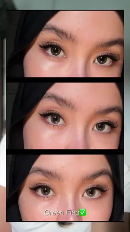 Pantes aja Sasfir bilang ini softlens greenflag, karena emang senyaman itu buat dipakai sehari-hari, ringan dan tipis 💋👀 @honeylens #racuntiktok #rekomendasisoftlens #softlensnyaman #Honeyelens #BeraniBerwarna