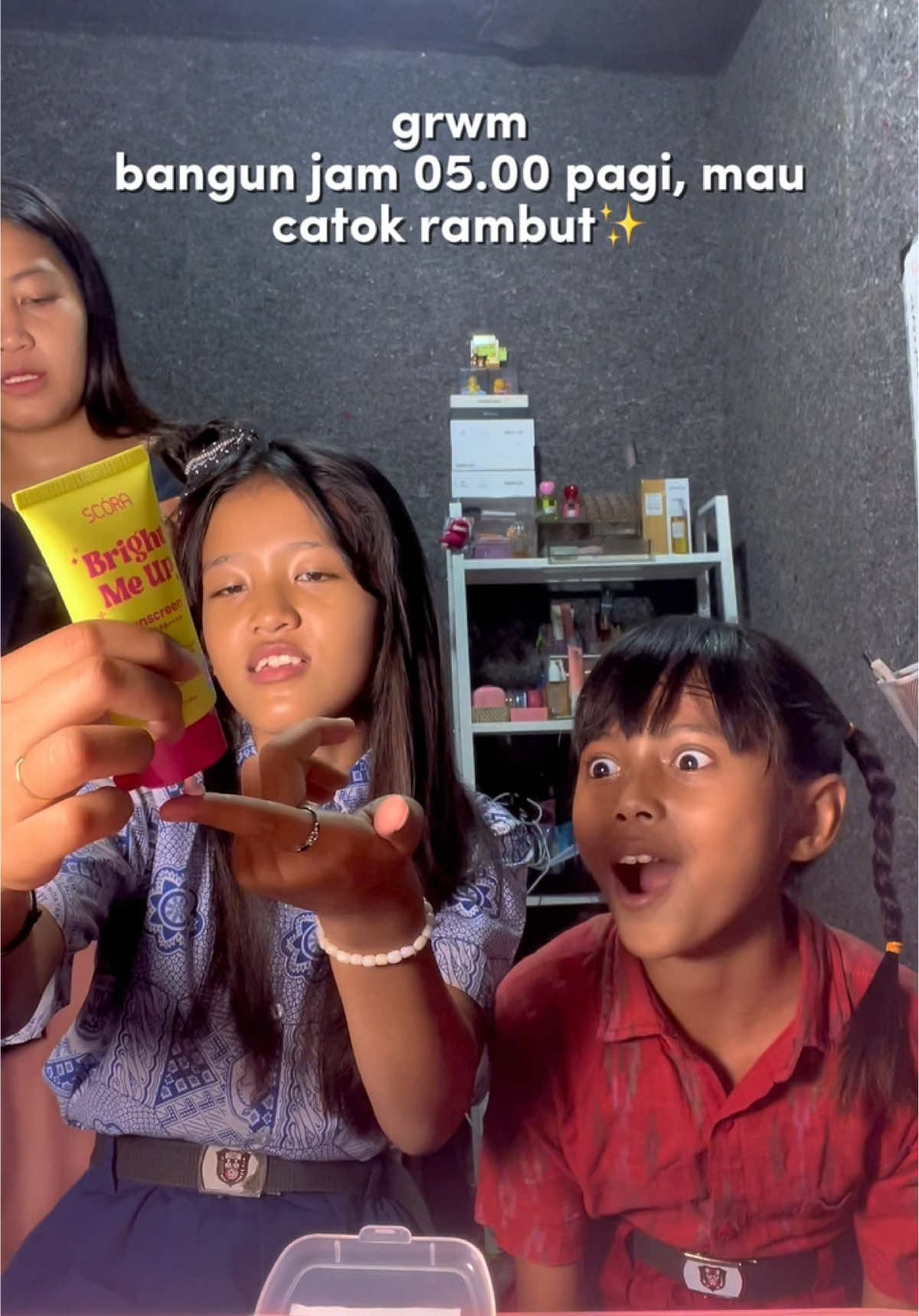 Kadang minta kepang, kadang minta di catok 😫😁🥰 #grwmroutine #grwmforschool #grwmhair #hairstyle #fyp 