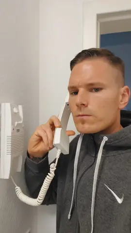 Polizei an der Tür 😖 #funnymemes #lustigevideos #comedy  #fyp #foru 