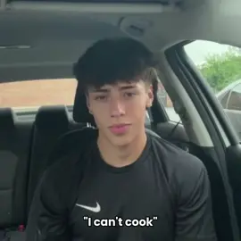 #CapCut I can't cook, but I'm hungry🥺 ... #newtemplate #capcut_edit #trendtemplate #fyp 
