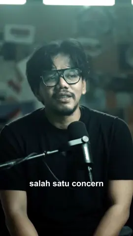 Jika pemerintah masih bersikeras mempertahankan program MBG. maka tolong dilaksanakan dengan cara yang lebih baik. Usulan, saran dan kritik konstruktif publik dapat dijadikan pertimbangan, buat skala prioritas, lakukan secara bertahap, perkuat QC dan tetapkan standarisasi yang jelas, supaya program ini lebih tepat sasaran tanpa perlu membebani ruang fiskal kita secara berlebihan 😊