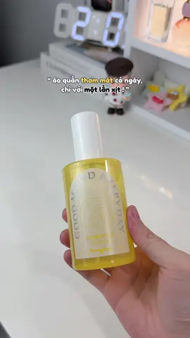 xịt thơm quần áo hương thơm tươi mát, dễ chịu 🥰 #xitthomquanao #xitthom #xitthomphong #goclamdep #duyyhungreview 