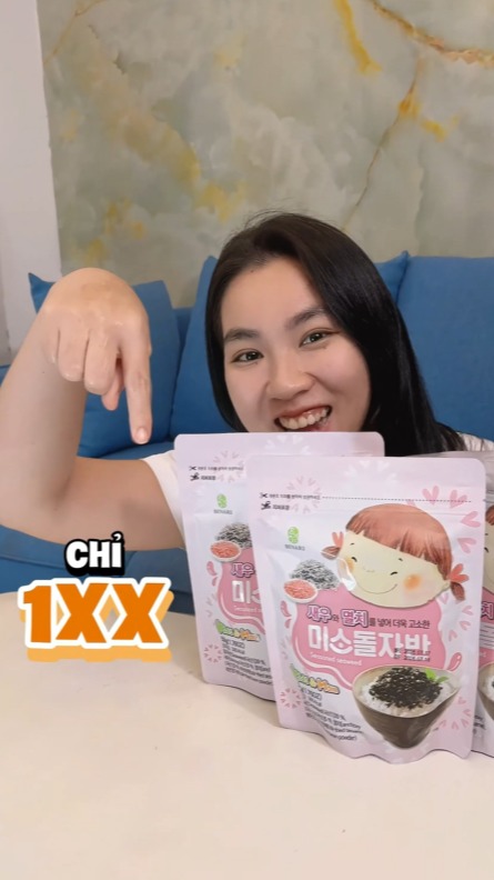 Rong biển ăn liền Hàn Quốc Humanwell – siêu ngon, ai cũng mê!
Rong biển Hàn Quốc chất lượng, dinh dưỡng 
🧀 ăn là mê 
💪 Giàu canxi, sắt, chất xơ và nhiều vitamin khác 🍚 Ăn với cơm, trộn salad, hay ăn vặt đều ngon! 👶 Dễ dùng từ trẻ em, đến anh chị văn phòng, sinh viên ăn vặt siêu thích!
 #rongbiển #rongbien #snackngon #anvat #dinhdưỡng #vanphong #dinhduong #sinhviên #noitro #nauanngon #phucthinhfood #rongbien #snack #rongbienhanquoc #rongbientroncom #xuhuong #thucpham #anvat #humanwell 
