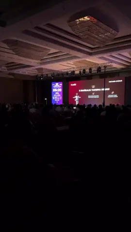 🚀 Güneydoğu’nun En Büyük Zirvesi Başladı! Sabahın ilk saatlerinden itibaren yoğun bir katılımla başlayan Gaziantep E-İhracat Zirvesi, iş dünyasının büyük ilgisine sahne oluyor. Üreticiler, satıcılar, girişimciler ve servis sağlayıcılar, Oniki’nin yapay zekâ destekli B2B eşleşme teknolojisi sayesinde doğru kişilerle, doğru masada buluşuyor. 🎯 Gün boyunca 🔸 Yüksek katılımlı networking fırsatları 🔸 Somut ticari sonuçlar 🔸 İlham veren sahne içerikleri 🔸 Bölgesel ticarete yön verecek yeni iş birlikleri GAİB ev sahipliğinde, Sipay ana sponsorluğunda gerçekleşen bu büyük buluşmada Güneydoğu’nun ticaret gücü sahneye çıkıyor. 📍 Shimall Hotel & Kongre Merkezi, Gaziantep #oniki #gaib #sipay #gaziantep #eihracat    