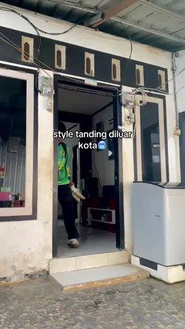 ada yang sama ga? #style #sepakbola #lewatberandafyp #outfit 