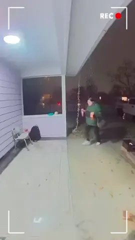 Funny failure in the rain#foryou #funnyvideos #fyp #funnytiktok #fail #funny #rain