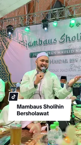 “Mambaus Sholihin” Suci - Gresik Bersholawat bersama keluarga besar dan santri-santri Romo K.H Masbuhin Faqih dalam rangka peringatan Maulid Nabi Muhammad Saw #sholawat #sholawatan #maulidnabi #mambaussholihin #habibhaidaralhaddad 