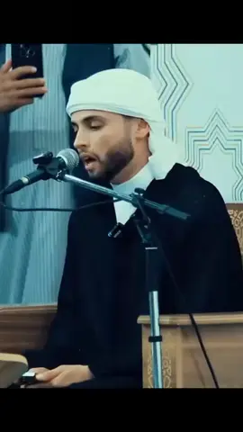 تلاوة خاشعة تخطف القلوب راحة للنفوس # عبد_العزبز _سحيم @الشعب الصيني ماله حل 😂