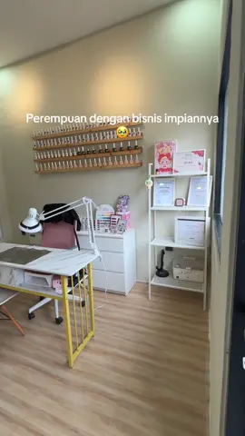 Masyallah Tabarakallah 🥹 yuk mampir guys ke studio baru @nailsbychy lagi ad apromo loh 😍🥰#kursusnailart #nails #serang 