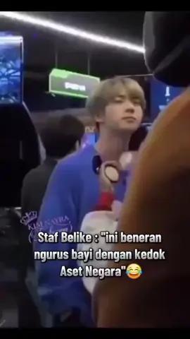 staf: gini amat ngurus bocah🤣🤣🤣@BTS @AbjkMRstY @hobipower 
