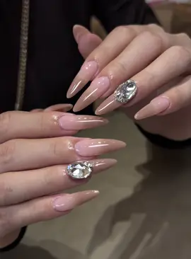 Cái màu nó ngọt#nailboxthietke #daynghenailchuyennghiep #tiemnailhocmon #nailbox #dessing 