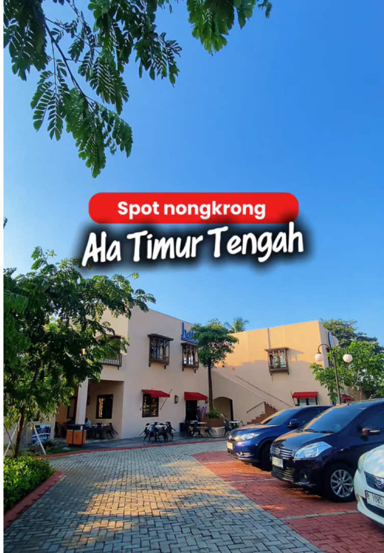 Resto Maroko terbesar & pertama di Indonesia cenah.. emang iya sih, vibesnya timur tengah bgt, udh gitu kids friendly pula😍 Masuknya gratis, parkirnya jg gratis✨idaman bgt kan?🤭 Lokasinya disini 📍@Halal Destination  Klo mau nginep yg affordable jg ada di dekat sini, cuma 14 menit dr halal destination. Tonton sampai habis yaa!✨ follow me for the next traveling content, staycation, kuliner, family trip, tempat wisata & destinasi keluarga lainnya. #redtravelers #reddoorz #reddoorzid #bukasemuapintu #fyp      