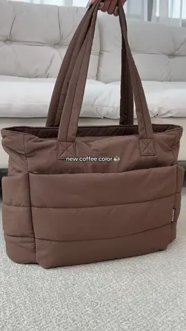 Special coffee color is available!☕️Darker colors that are easier to maintain !🧸#bagsmart #coffee #puffy #newin #whatsinmybag #tote#totebag#fall 
