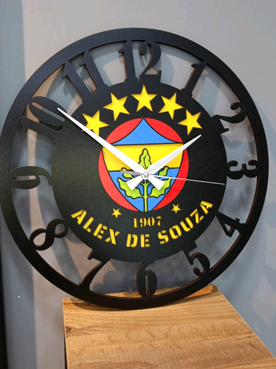 🕒 *ALEX DE SOUZA* tutkunlarına özel!   🌟 Kişiye özel ahşap tasarım saat   📏 40x40 / 50x50 / 60x60 / 70x70   📦 Ücretsiz kargo | 💳 Kapıda ödeme | 📄 Faturalı gönderim   ⚙️ Hayalindeki ölçüde, senin tarzında!   🛒 Sipariş için DM yeterli ✨ WP 05052420724 #kesfetbenial #kesfetteyiz #kesfetbeniöneçıkart #kesfett 