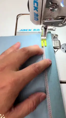 ที่กำหนดแนวจักรเย็บผ้า รุ่นใหม่ ใช้ได้กับจักรที่เป็นเหล็กทุกแบบ เย็บตรงไม่เบี้ยว   yj