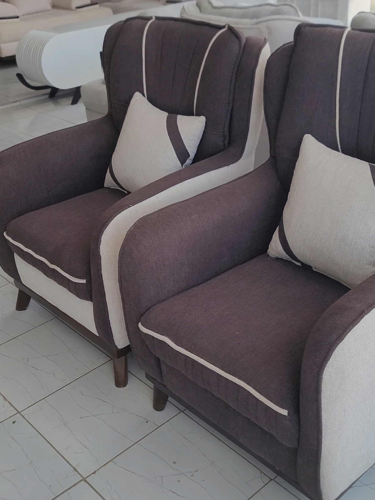 📍Utawala, Eastern Bypass _Nairobi  ▪︎Urban furniture kenya is home of trendy designs to upgrade your living space area. We pride in vast selection on furniture and fabrics▪︎ #kenyantiktok #sofa #furniture #decor #bespoke 