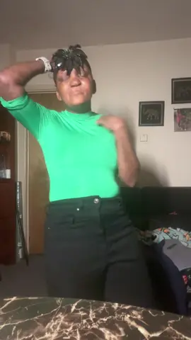 Chill & sit back😏 #livinginthemoment #Love #protectingmypeace #foryoupage #explorepage @TikTok 