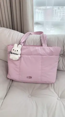 Waterproof tote make life more convenient！💁‍♀️🎀#bagsmart #whatsinmybag #tote #totebag #packingorders #packwithme #waterproof 