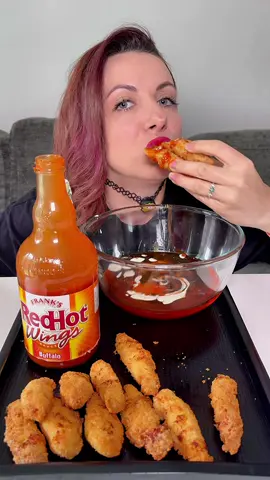 Crispy Fried Chicken ASMR Mukbang #friedchicken #mukbangvideo #asmrfood #tiktokfood #foodies 