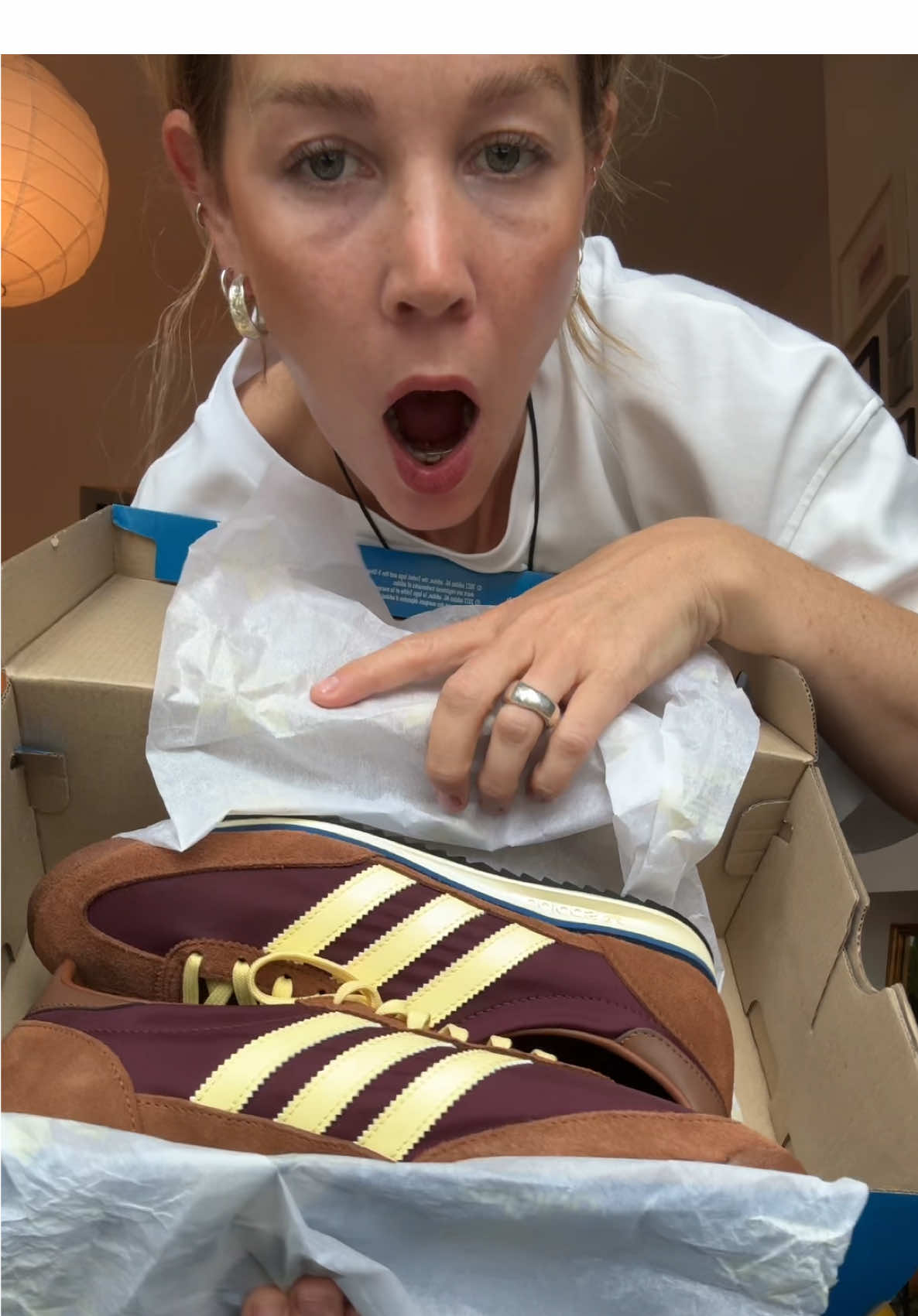 New babiesssssss 💛 @Addidas #autumnoutfits #autumnsneakers #addidassneakers #dailyoutfits 