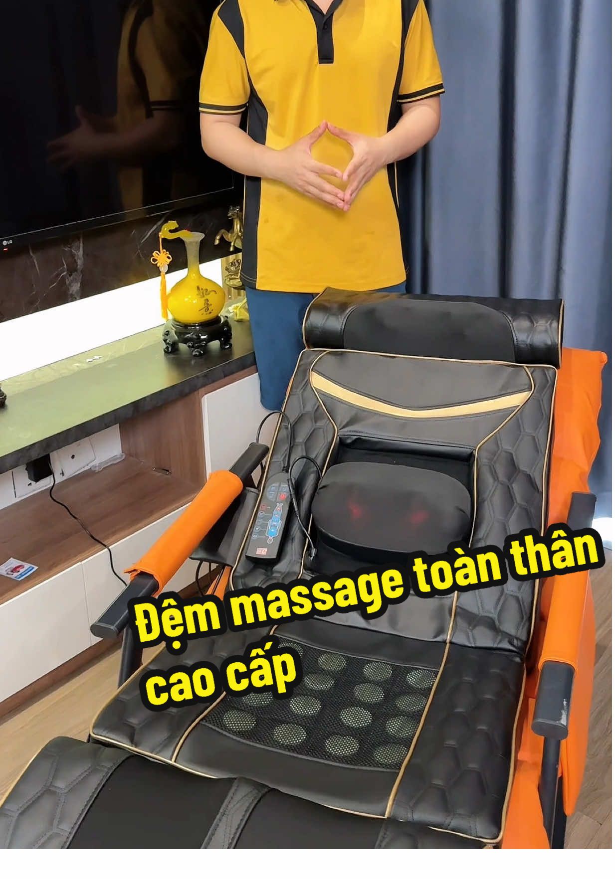 Đệm massage toàn thân cao cấp có nhiệt hồng ngoại siêu thích massage từ đầu đến chân #demmassage #demmassagetoanthan #maymassage #xuhuong #nhanuytin88 