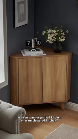 Empty corner? Fill it smart! 🍴 This corner cabinet = storage heaven 😍 Team organized kitchen or team cluttered kitchen? 🏷️ #Giratree #Giratreefurniture #KitchenGoals #StorageSolutions #HomeVibes