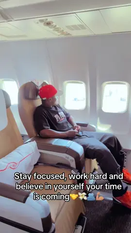 Never give up#fypシ゚viral🖤tiktok☆♡🦋myvideo #foryoupage1000k🤤🖤💢🔥💖 #ugandatiktok🇺🇬 #donb #fypppppppppppppppppppppppppppppp 