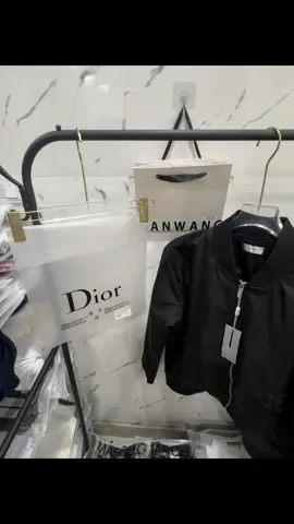 Khoác D.i.o.r trần bông siêu ấm khoá khắc chữ, logo thêu zá: 3.x.x/k‼️🥰