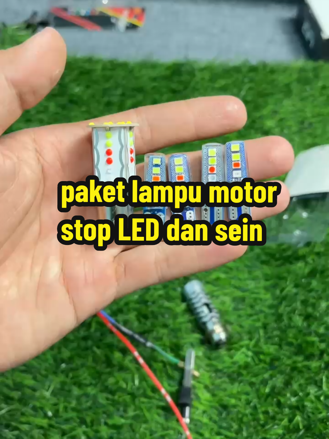 paket lampu motor stop LED dan sein #lampuvariasi #led #lampu #lampumotor #paketlampu 