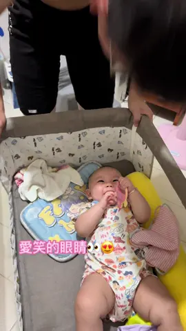 愛笑的眼睛 #龍寶寶 #女寶 #小龍女 #小泡芙 #fyp 